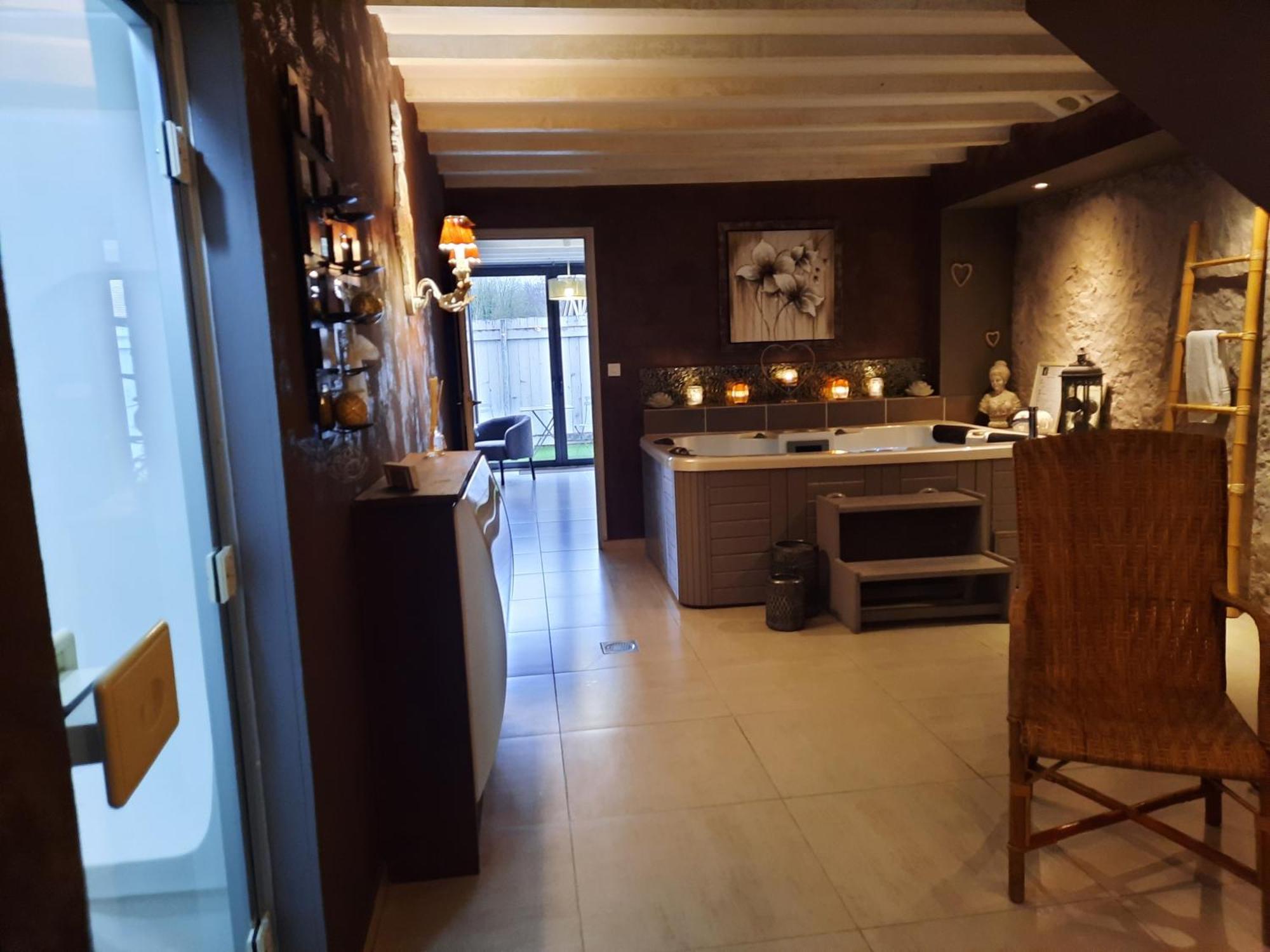 Charme Au Fil De L'Eau Hotell Vendieres Exteriör bild