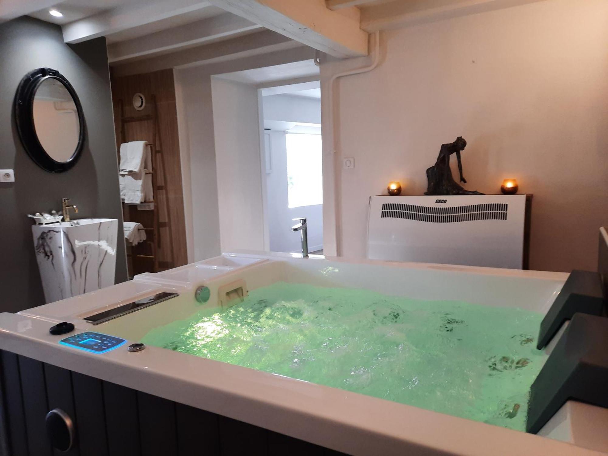 Charme Au Fil De L'Eau Hotell Vendieres Exteriör bild