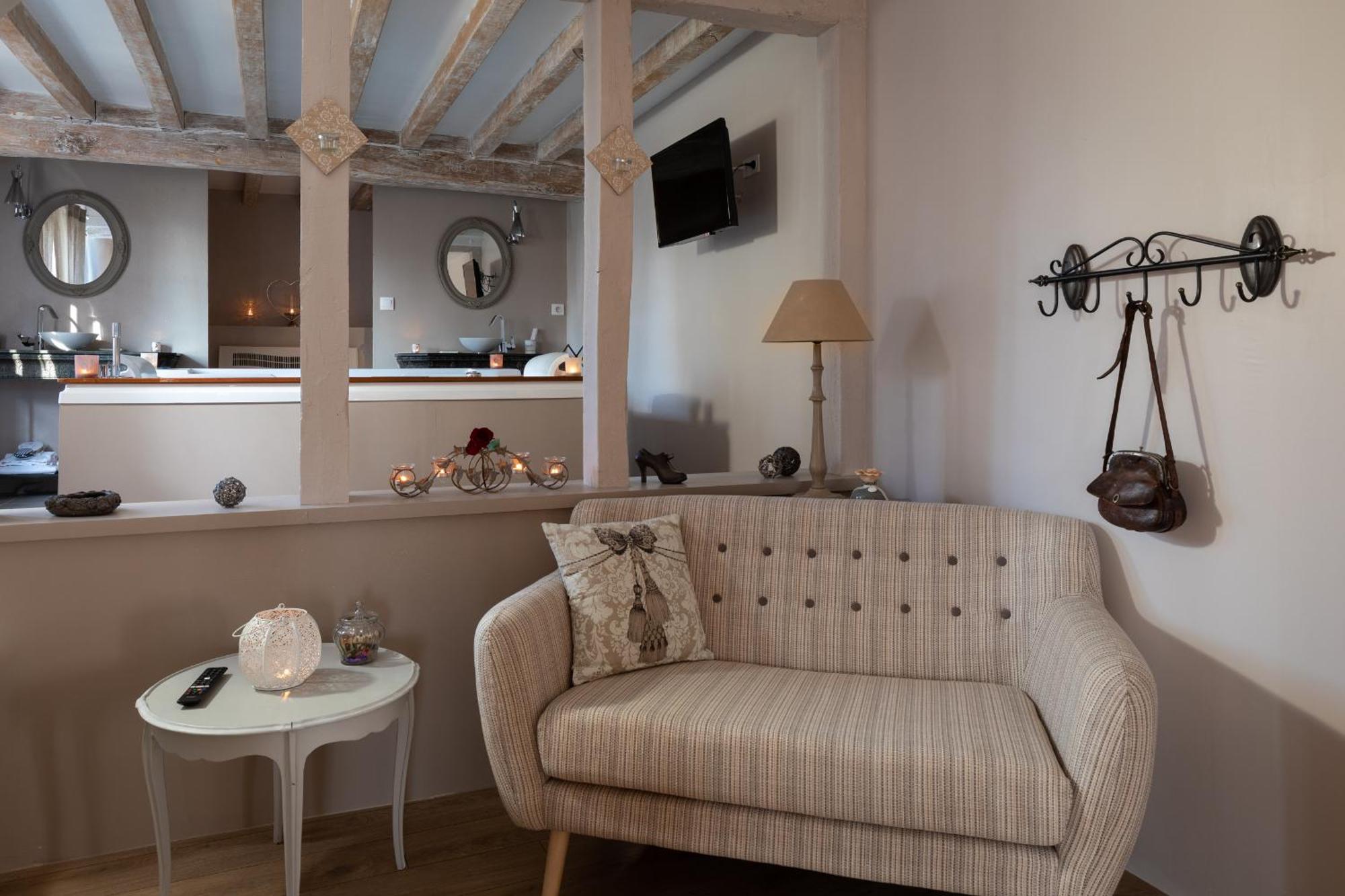 Charme Au Fil De L'Eau Hotell Vendieres Exteriör bild