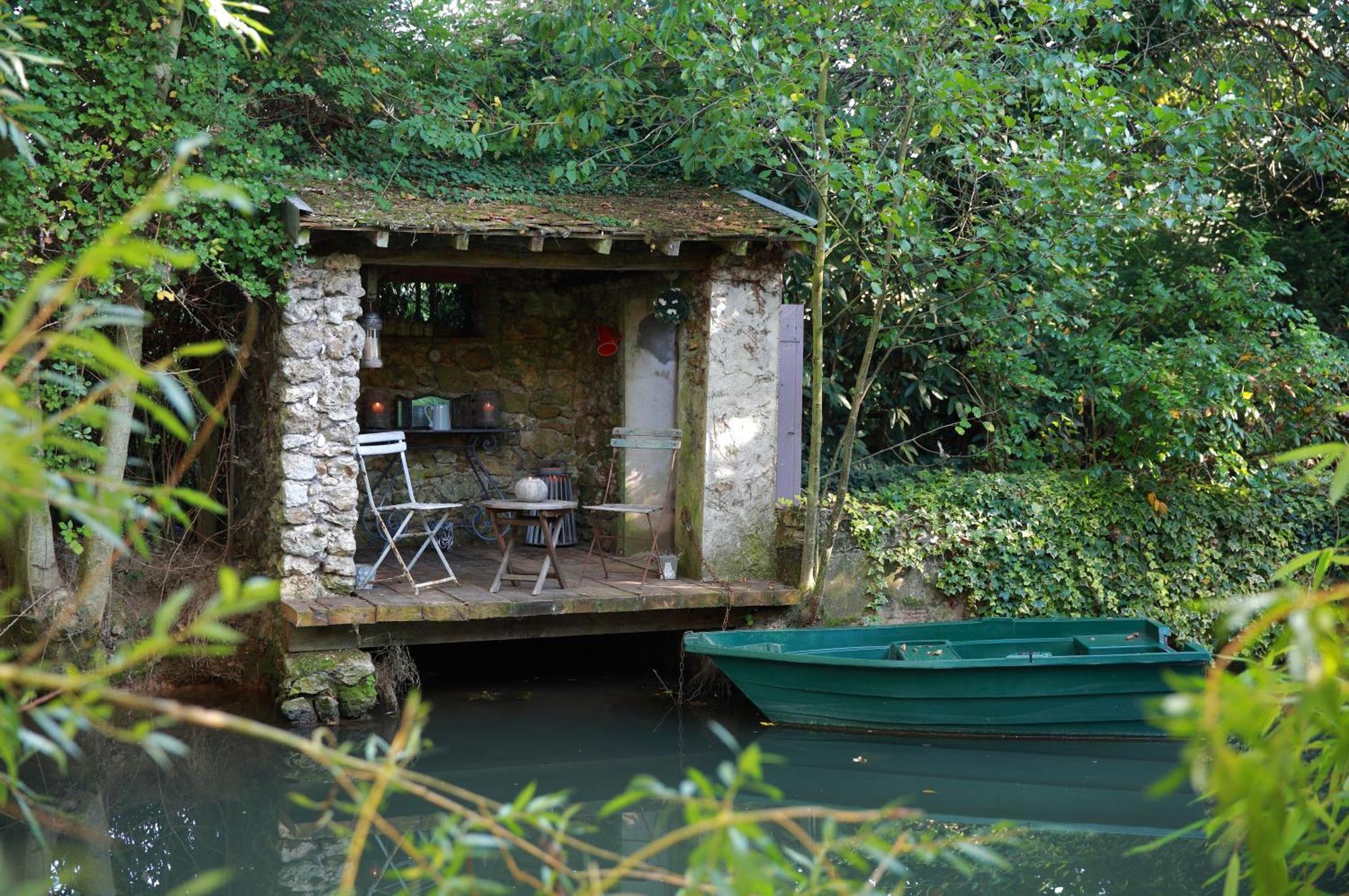 Charme Au Fil De L'Eau Hotell Vendieres Exteriör bild